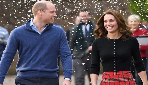 Prince William, Kate Middleton's Christmas Card Screams Love & Commitment, Says Expert