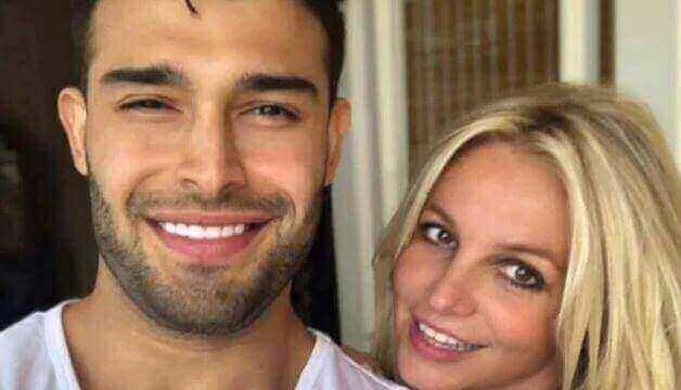 Britney Spears kicks off fiancé Sam Asghari's birthday party