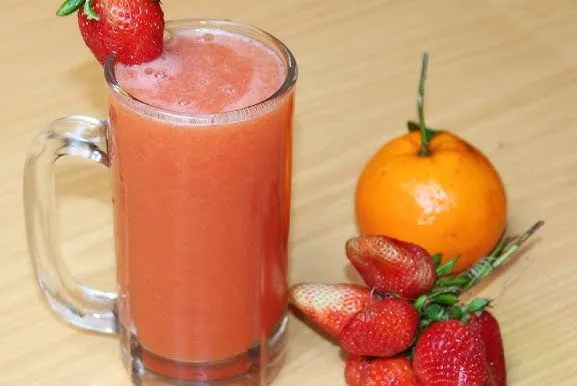 Refreshing Strawberry Orange Juice Recipe